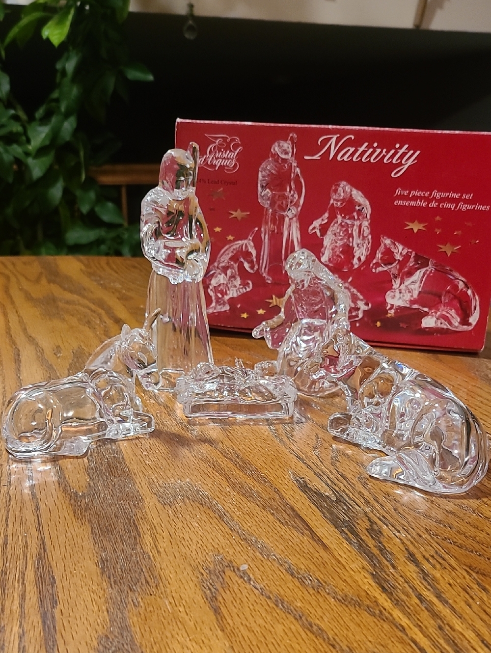 Crystal D'Arques Nativity Figurine Set - Clear Glass Home Accent